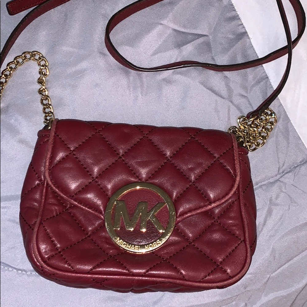 Michael kors crossbody